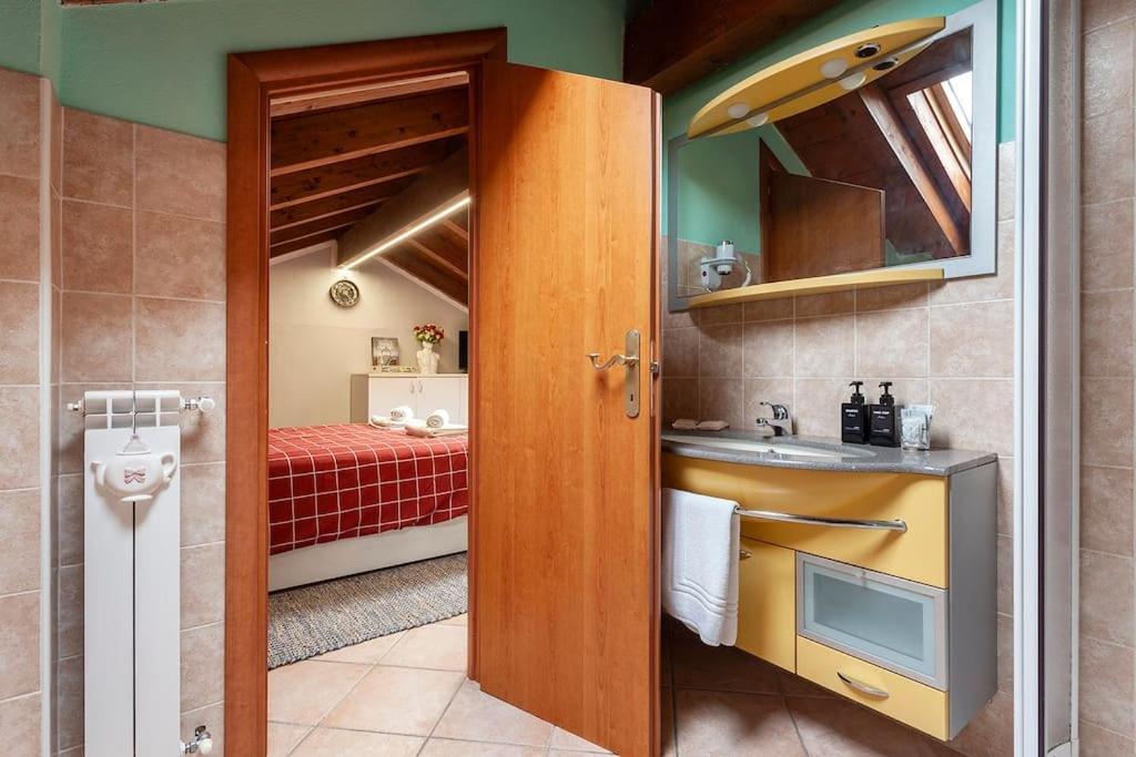 Apartamento Alex Haus Somma Lombardo Exterior foto